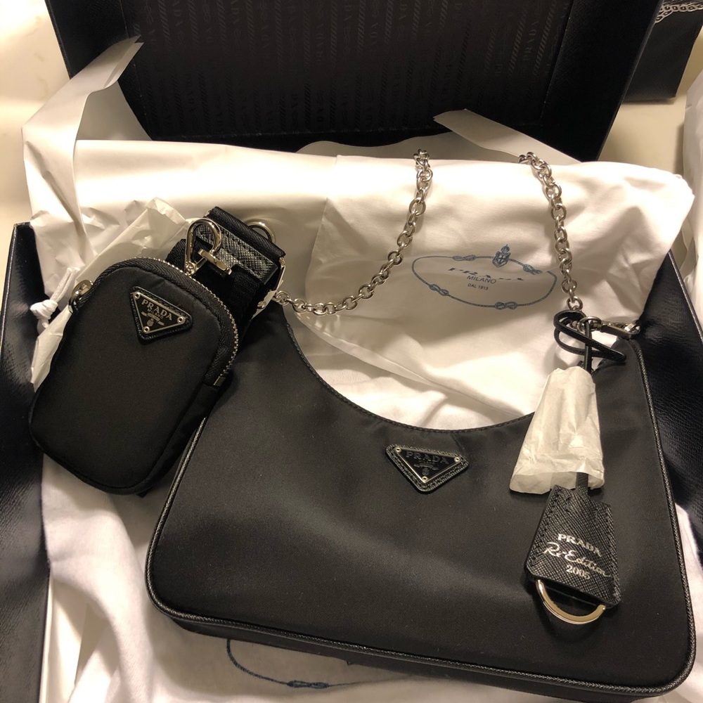 New Prada Re-Edition 2005 Shoulder Nylon Bag Black